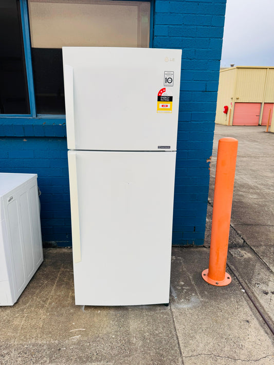 **LG 407 LITRES FRIDGE FREEZER**