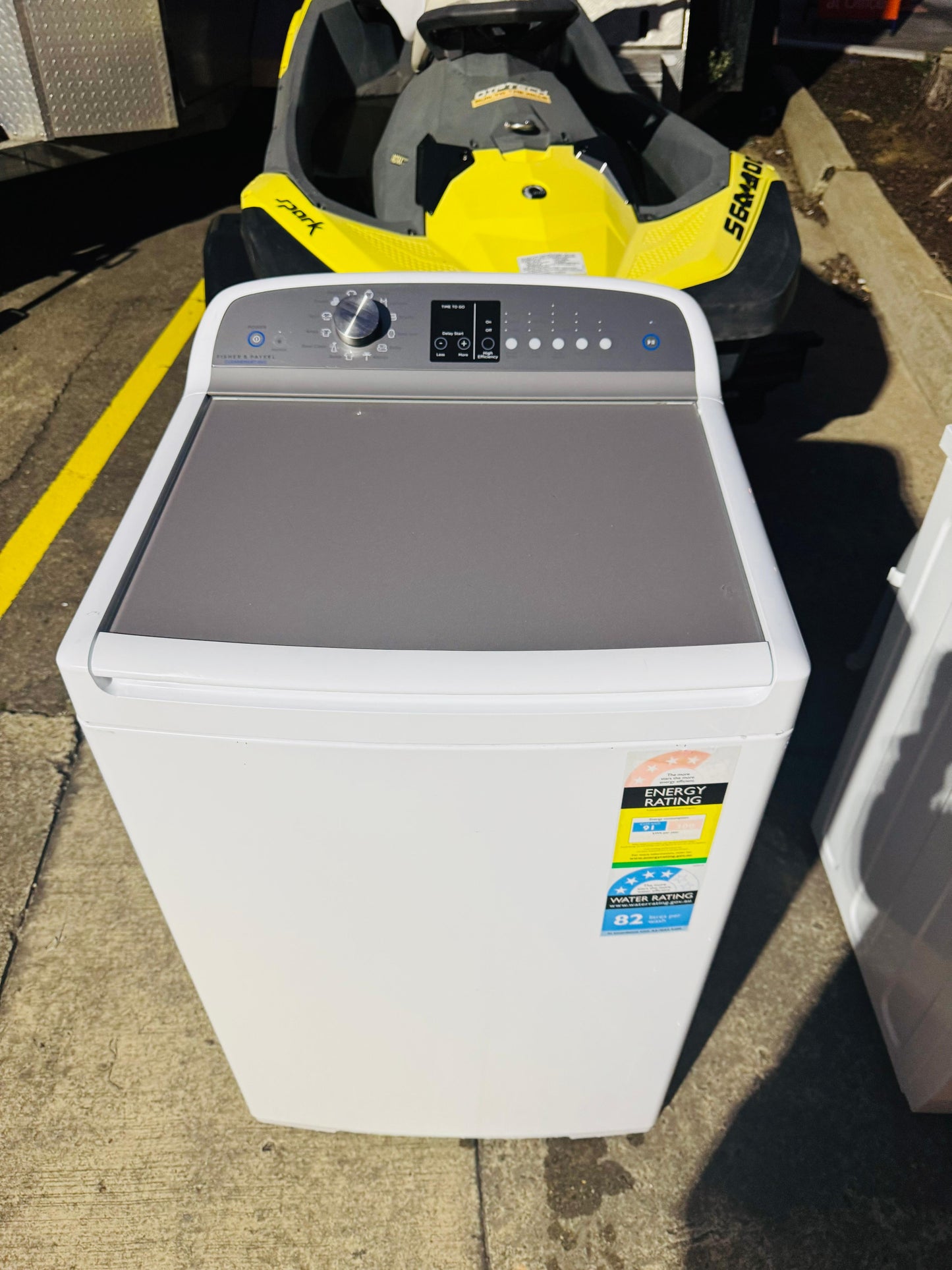 **FISHER & PAYKEL 8KGS TOP LOADER WASHING MACHINE**