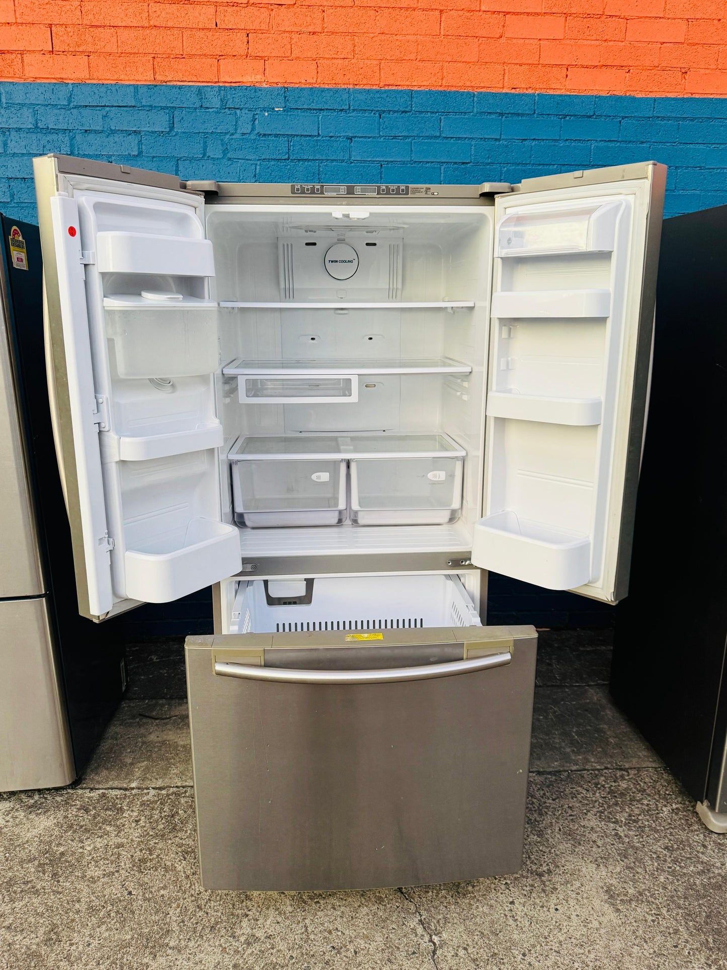 **SAMSUNG FRENCH DOOR 579 LITRES FRIDGE FREEZER**