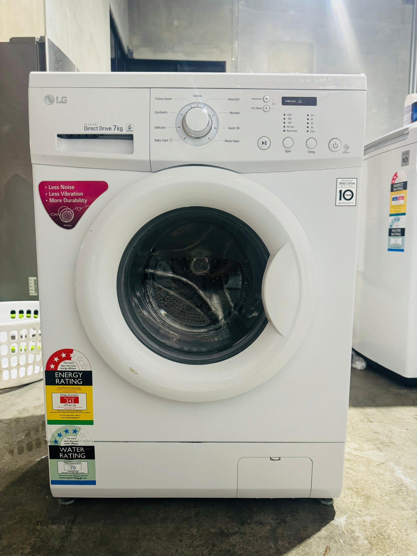 **LG 7KGS FRONT LOADER WASHING MACHINE**