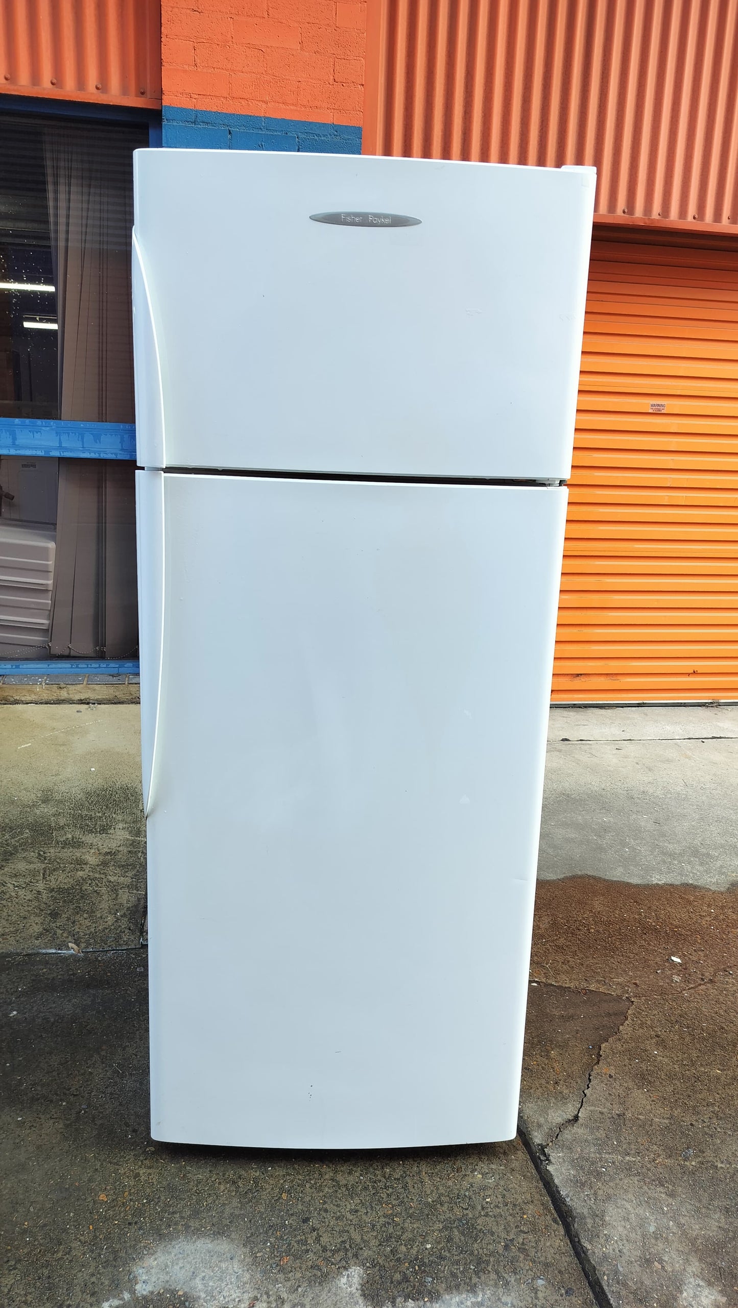 **FISHER & PAYKEL 441 LITRES FRIDGE FREEZER**