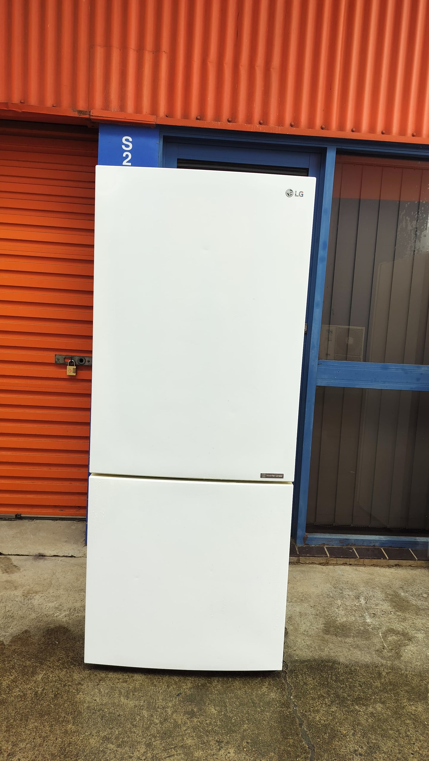 **LG 450 LITRES FRIDGE FREEZER**