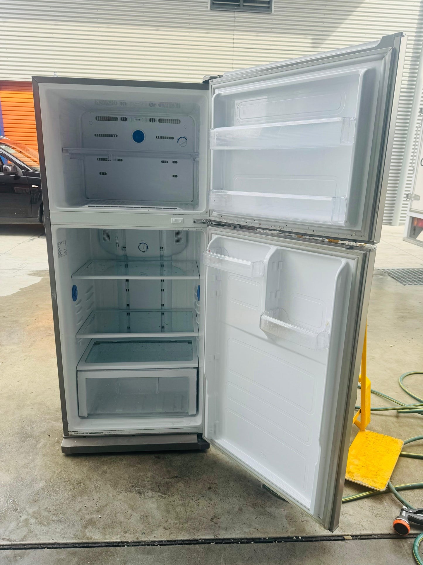 **SAMSUNG 434 LITRES FRIDGE FREEZER**