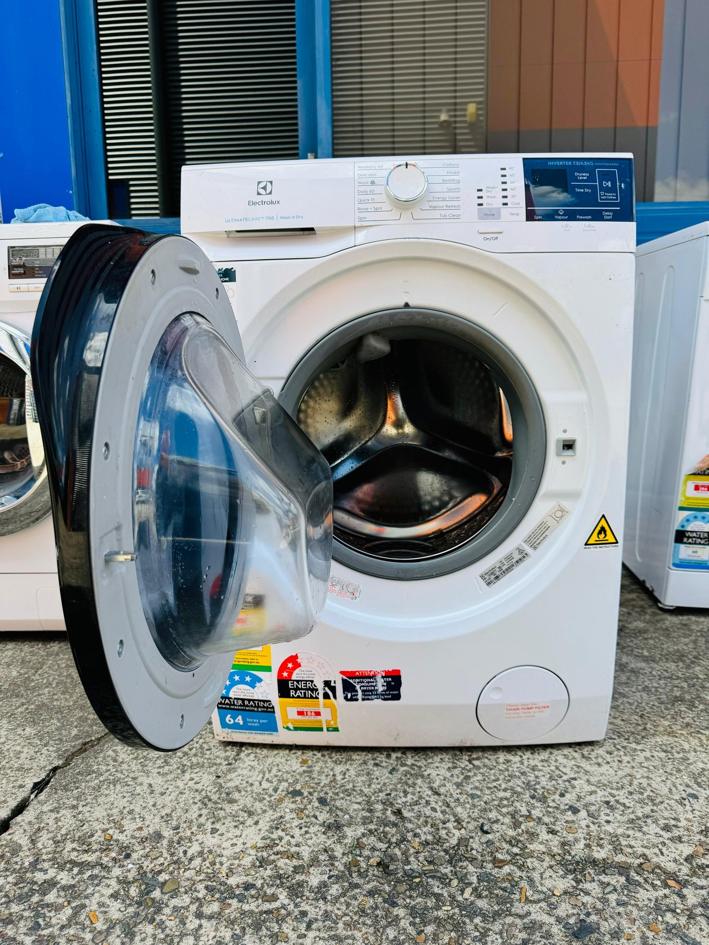 **ELECTROLUX 7.5 KGS FRONT LOADER WASHING MACHINE & 4.5 KGS DRYER COMBO**