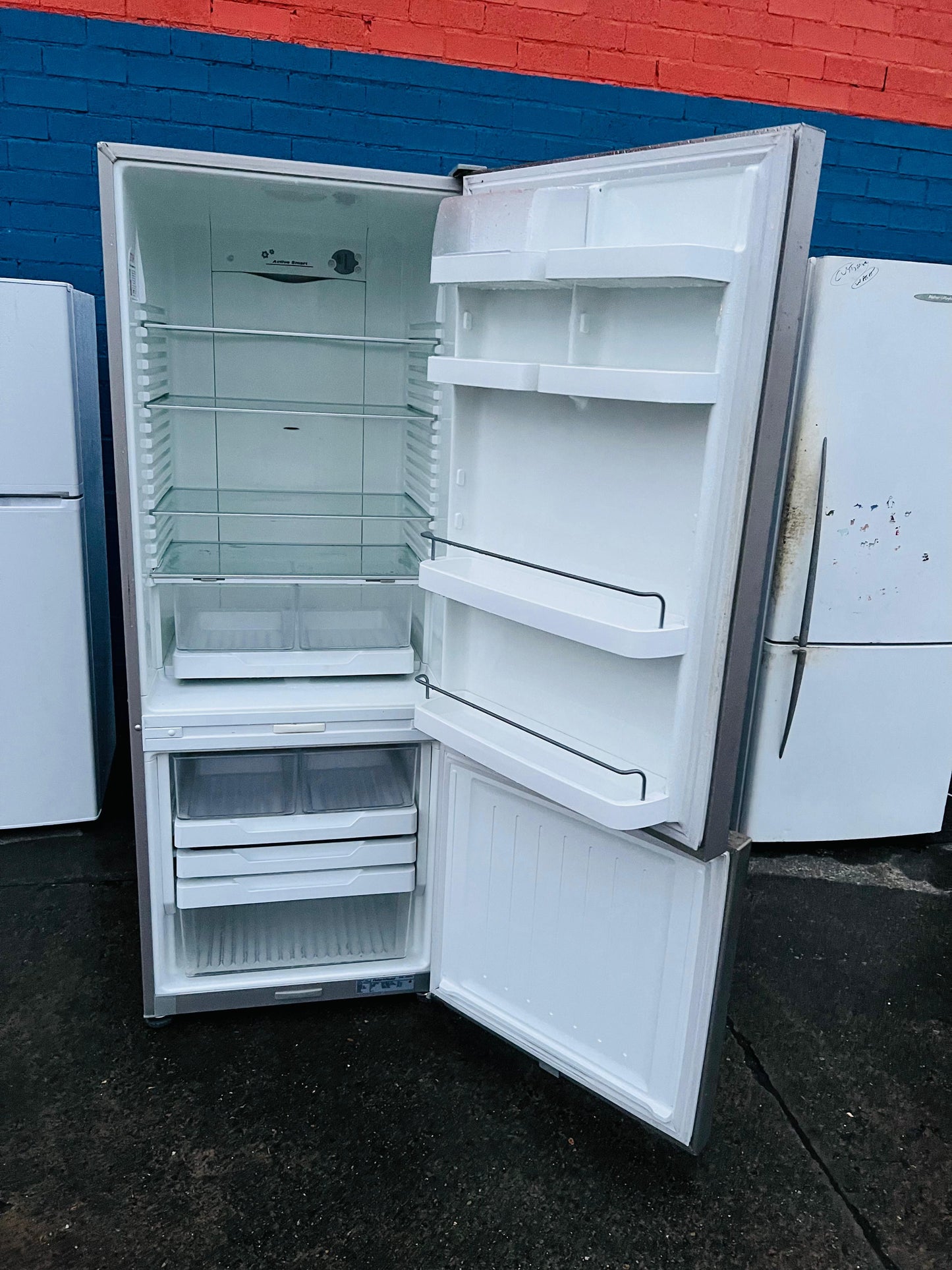 **FISHER & PAYKEL 403 LITRES FRIDGE FREEZER**