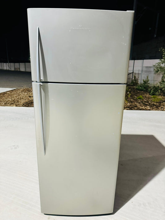 **FISHER & PAYKEL 441 LITRES FRIDGE FREEZER**