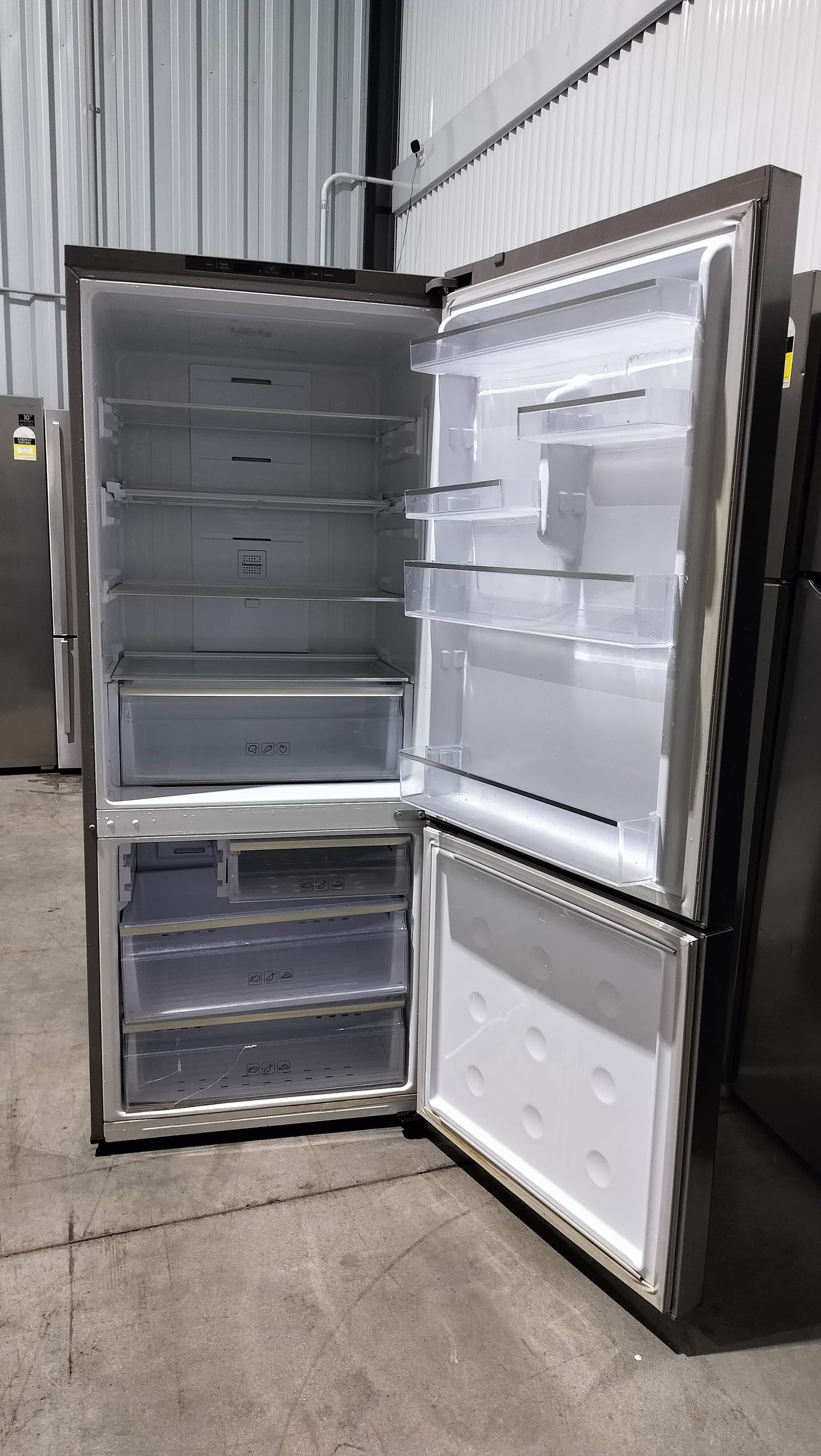 **SAMSUNG 380 LITRES FRIDGE FREEZER**