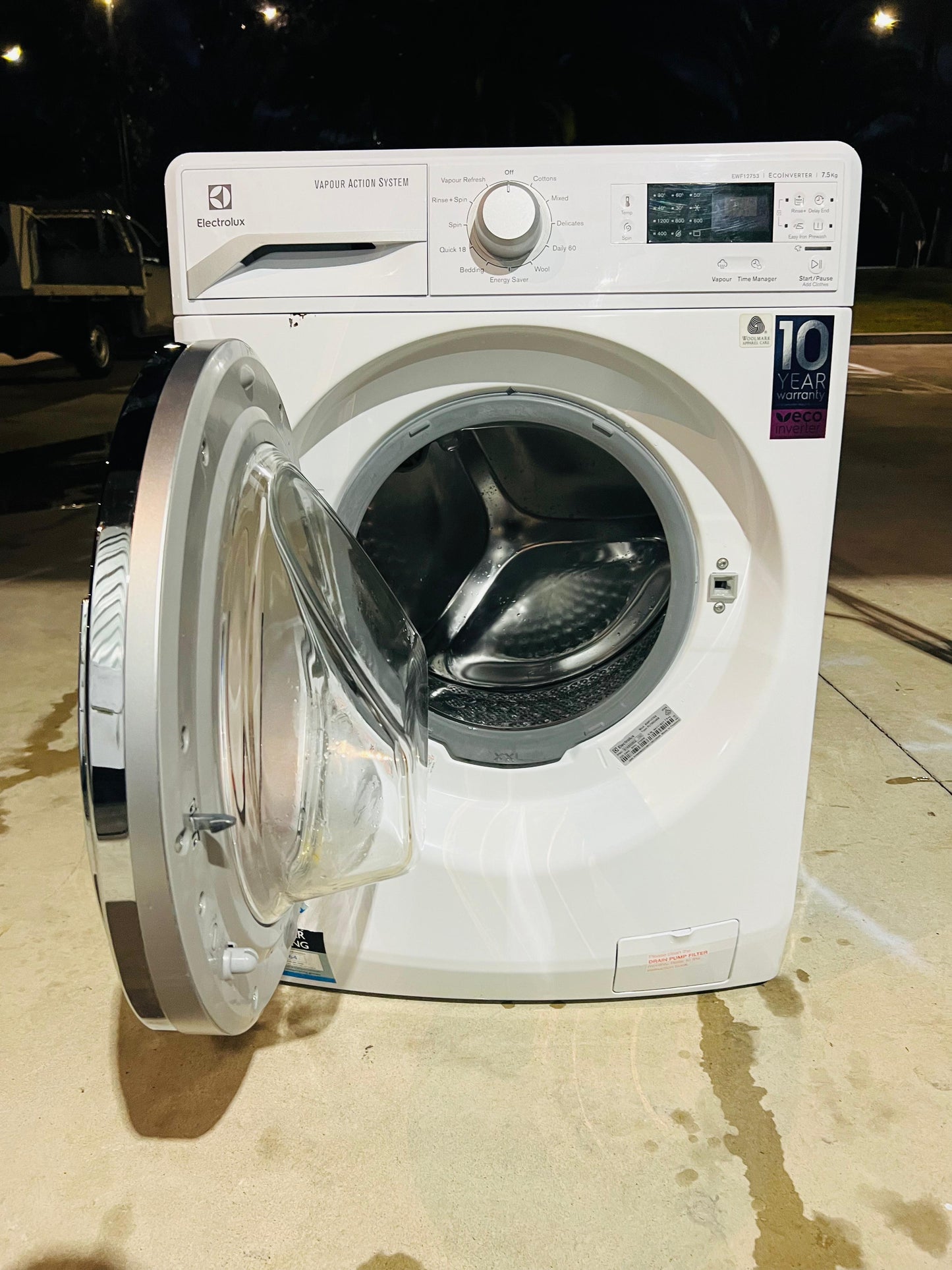 **ELECTROLUX 7.5 KGS FRONT LOADER WASHING MACHINE**