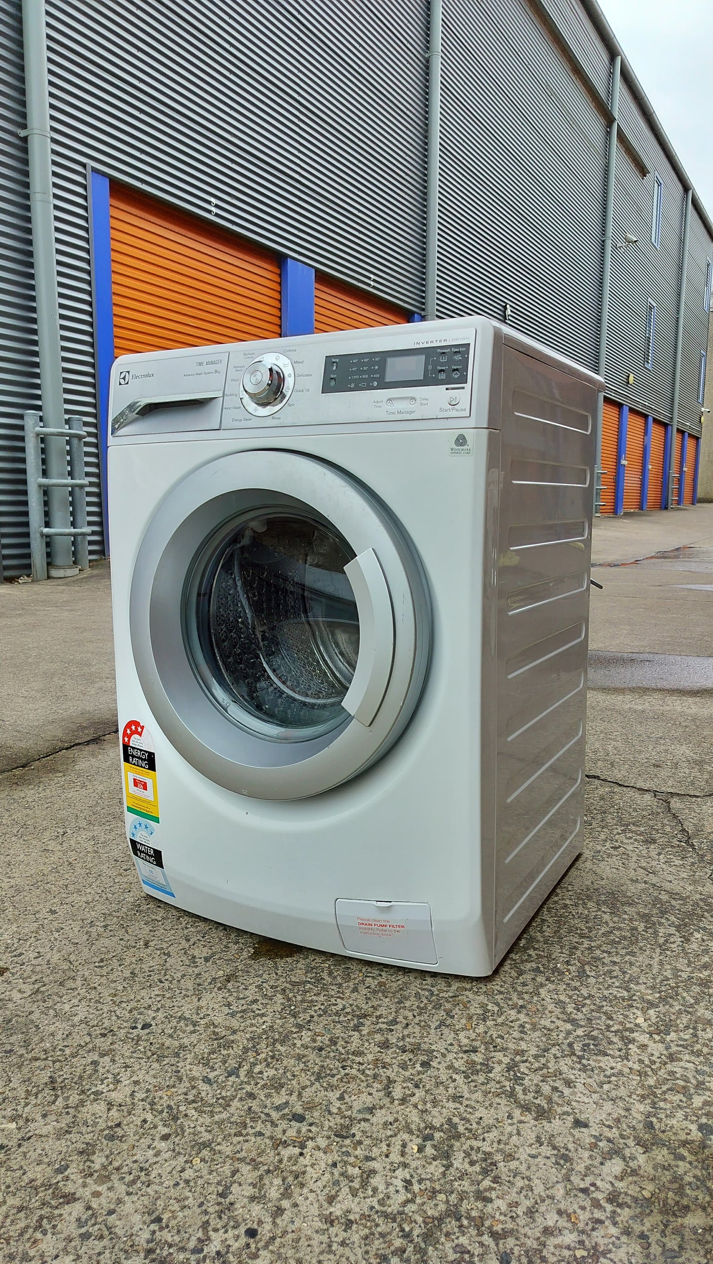 **ELECTROLUX 8 KGS FRONT LOADER WASHING MACHINE**