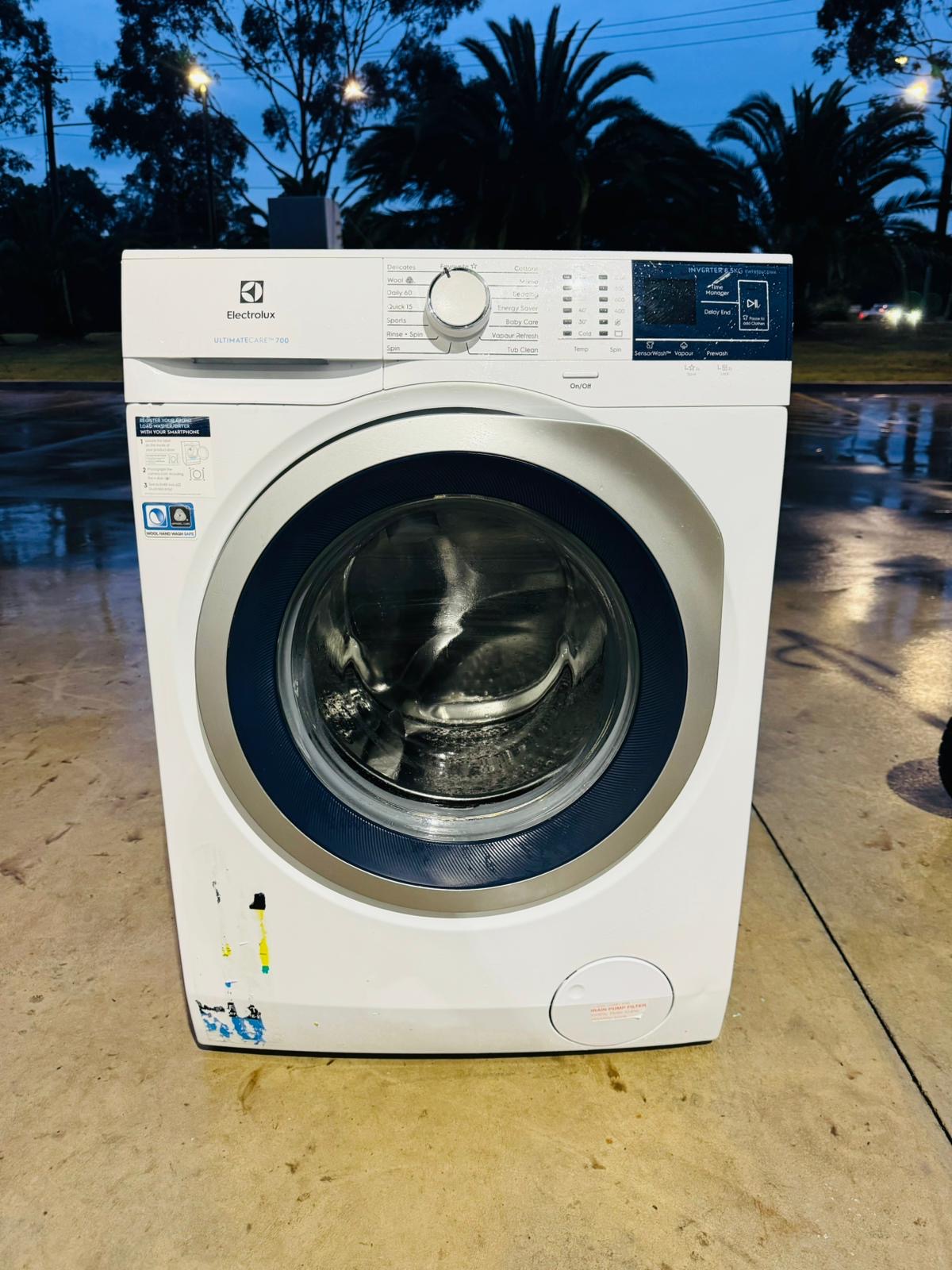 **ELECTROLUX 8.5 KGS FRONT LOADER WASHING MACHINE**