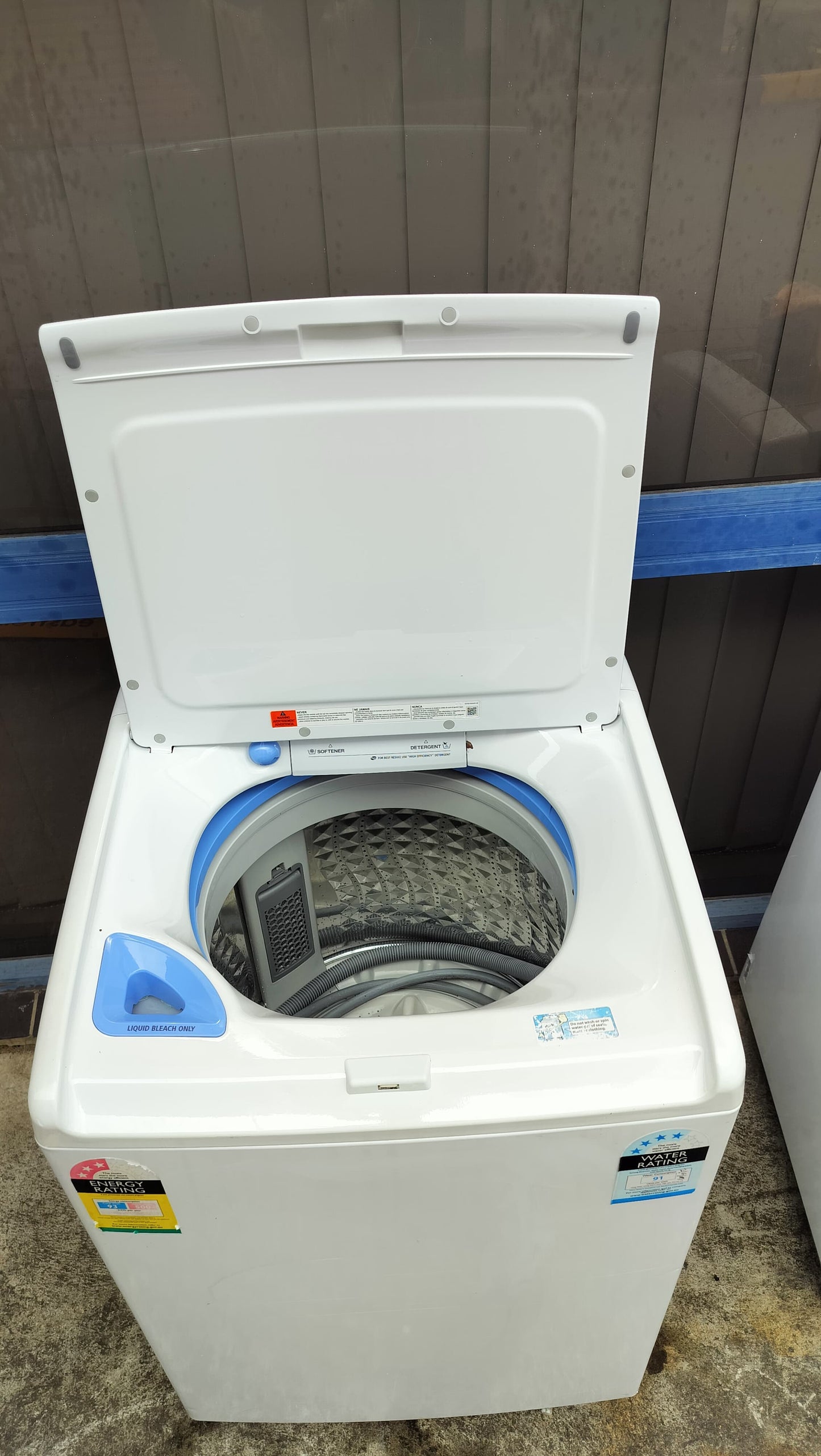 **SAMSUNG 9 KGS TOP LOADER WASHING MACHINE**