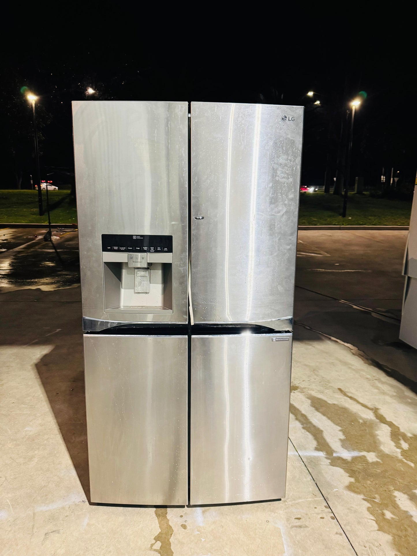 **LG QUAD FRENCH DOOR 712 LITRES FRIDGE FREEZER**