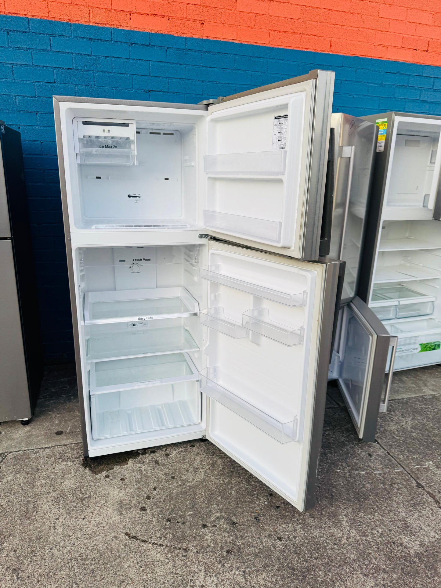 **SAMSUNG 393 LITRES FRIDGE FREEZER**