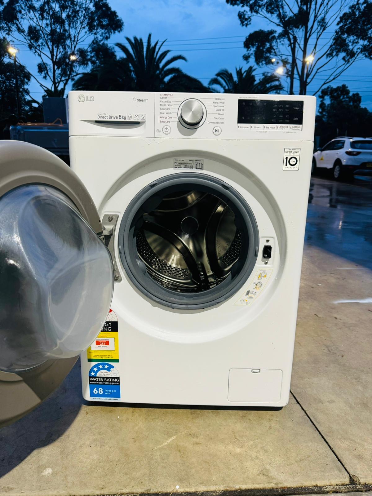 **LG 8 KGS FRONT LOADER WASHING MACHINE**