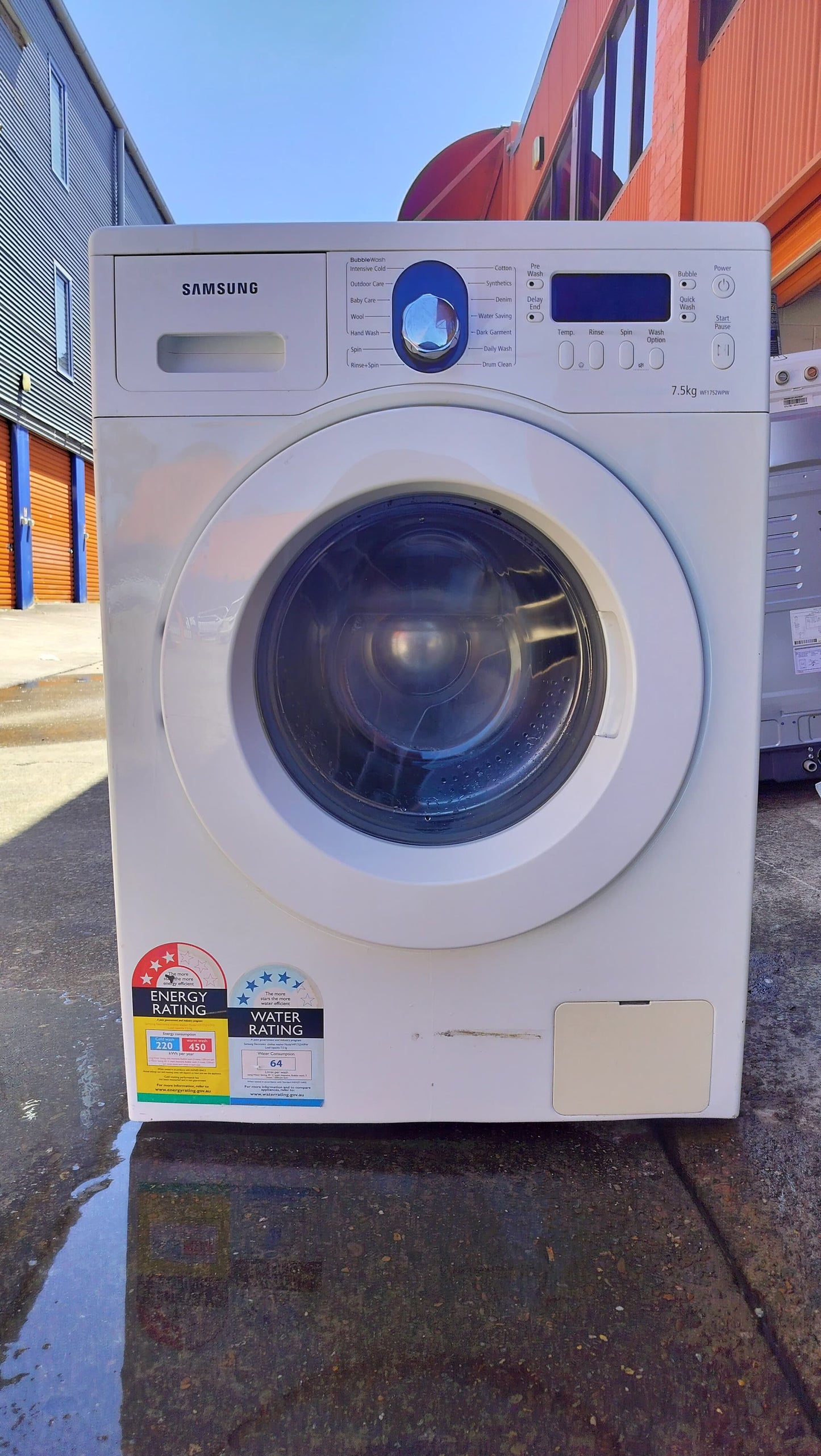 **SAMSUNG 7.5kg FRONT LOADER WASHING MACHINE**