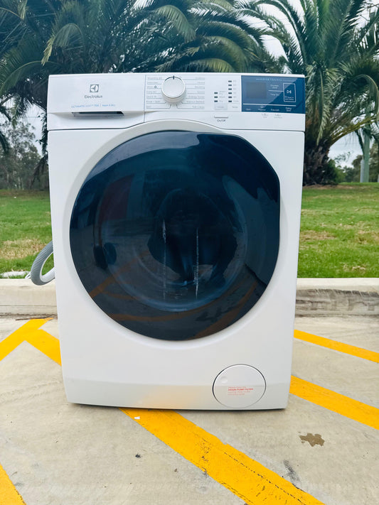 **ELECTROLUX 7.5 KGS FRONT LOADER WASHING MACHINE & 4.5 KGS DRYER COMBO**