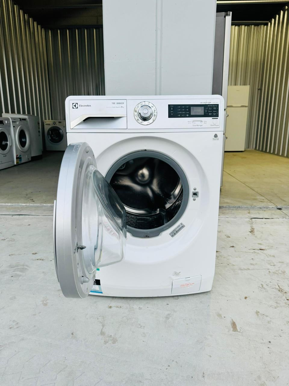 **ELECTROLUX 8KGS FRONT LOADER WASHING MACHINE**