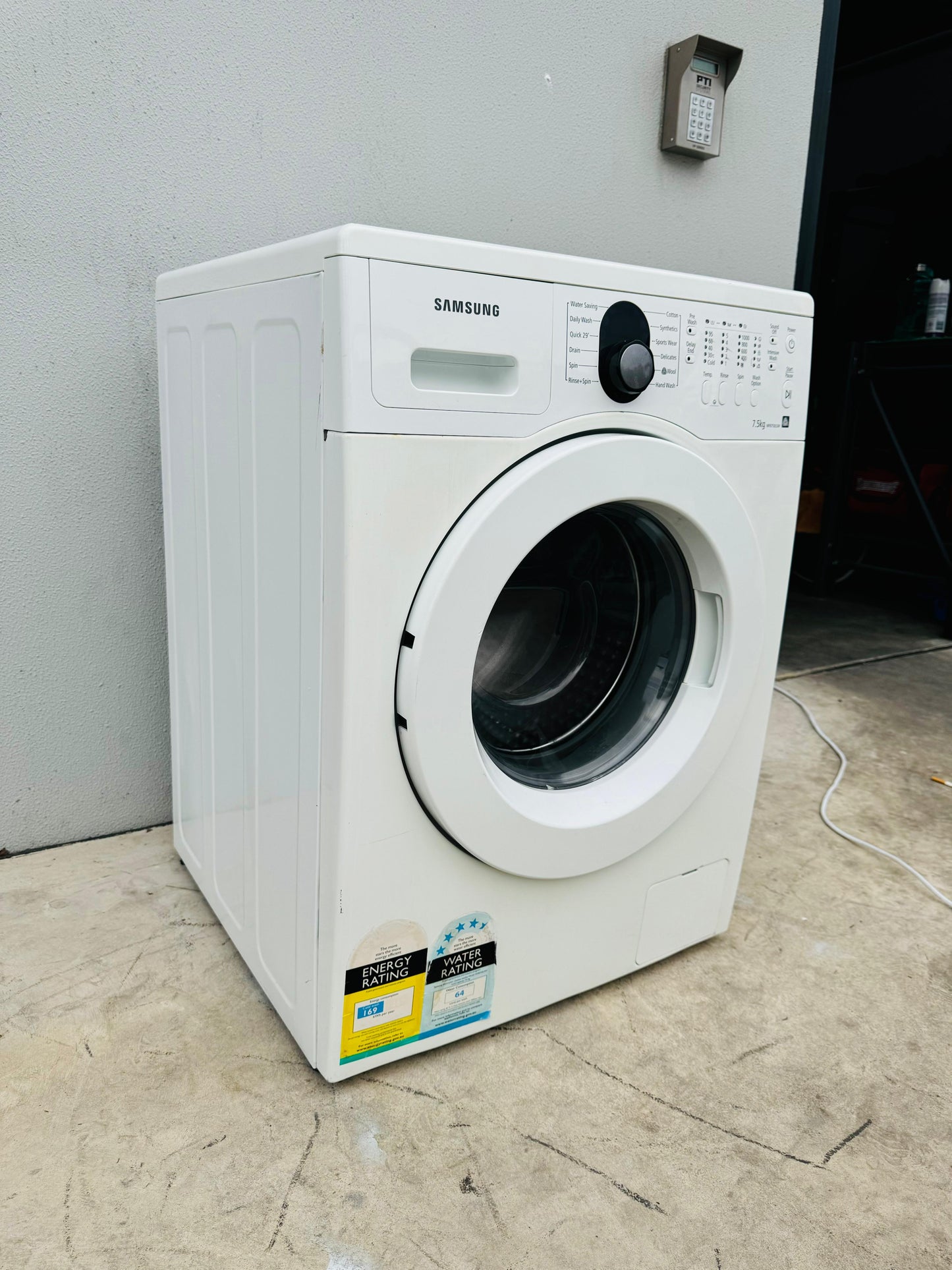 **SAMSUNG 7.5kg FRONT LOADER WASHING MACHINE**