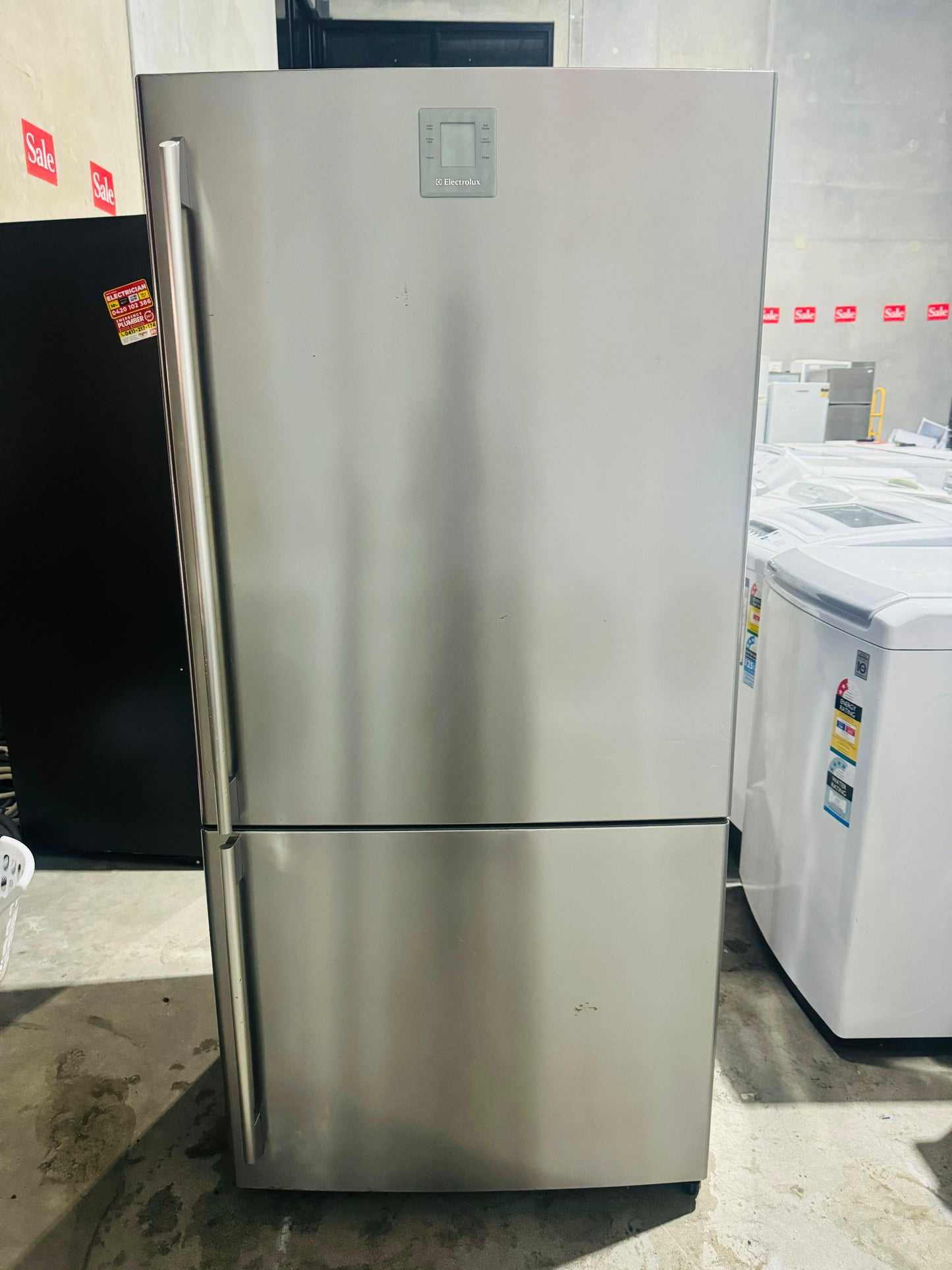 **ELECTROLUX 510 LITRES FRIDGE FREEZER**