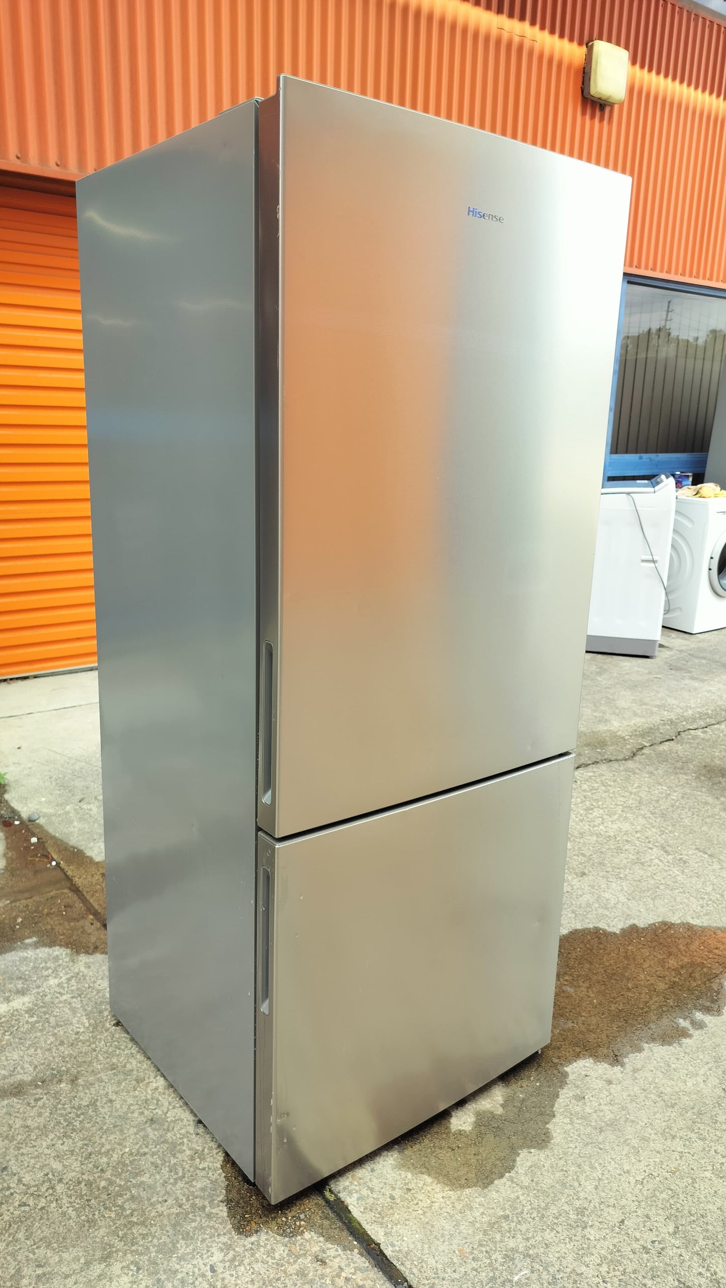 **HISENSE 453 LITRES FRIDGE FREEZER**