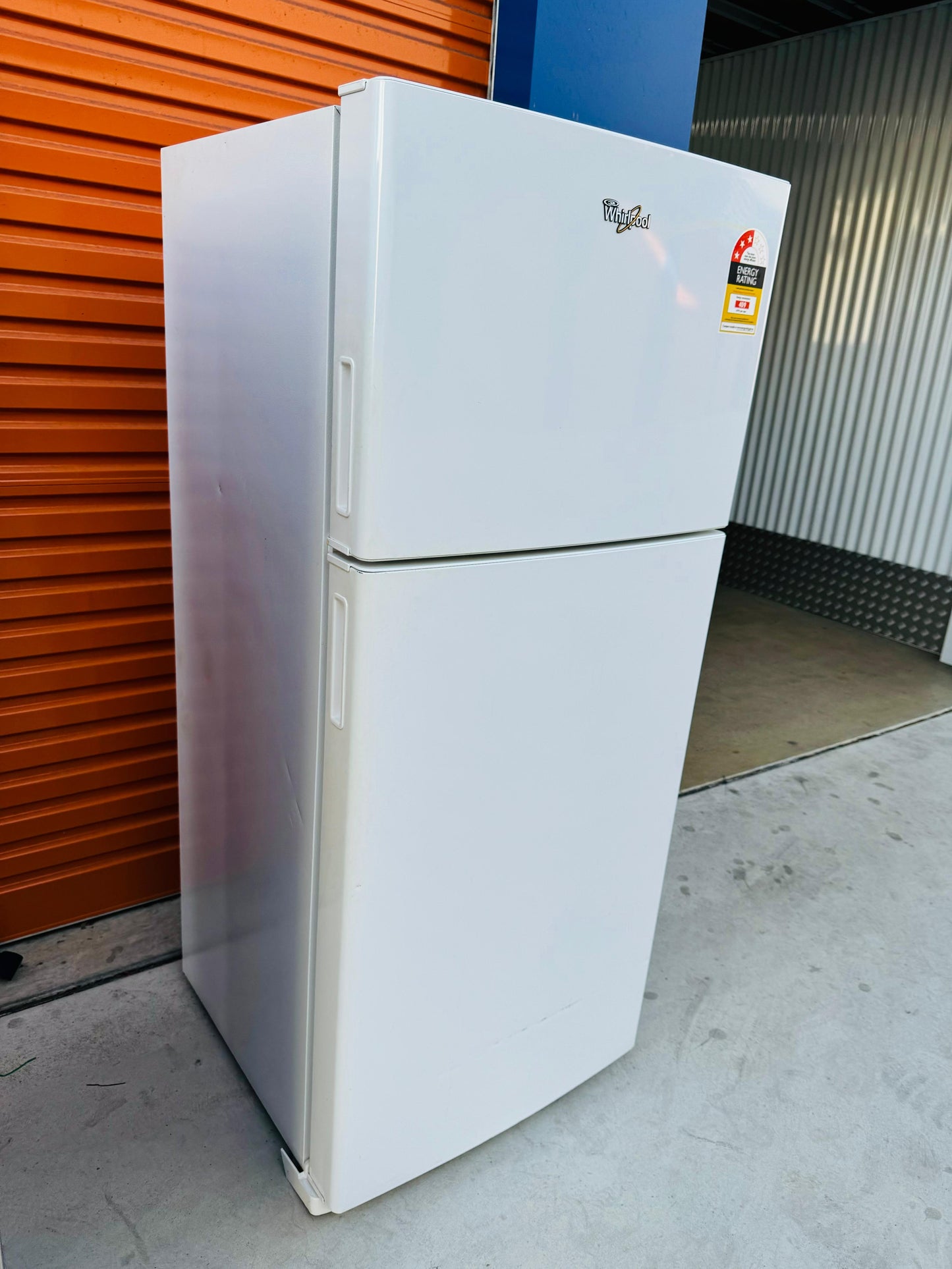 **WHIRLPOOL 405 LITRES FRIDGE FREEZER**