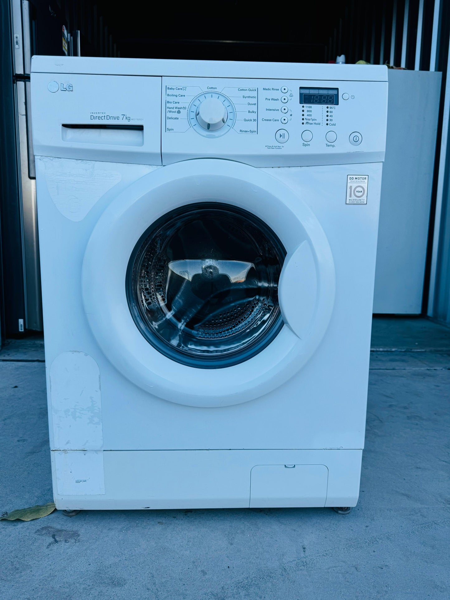 **LG 7KGS FRONT LOADER WASHING MACHINE**