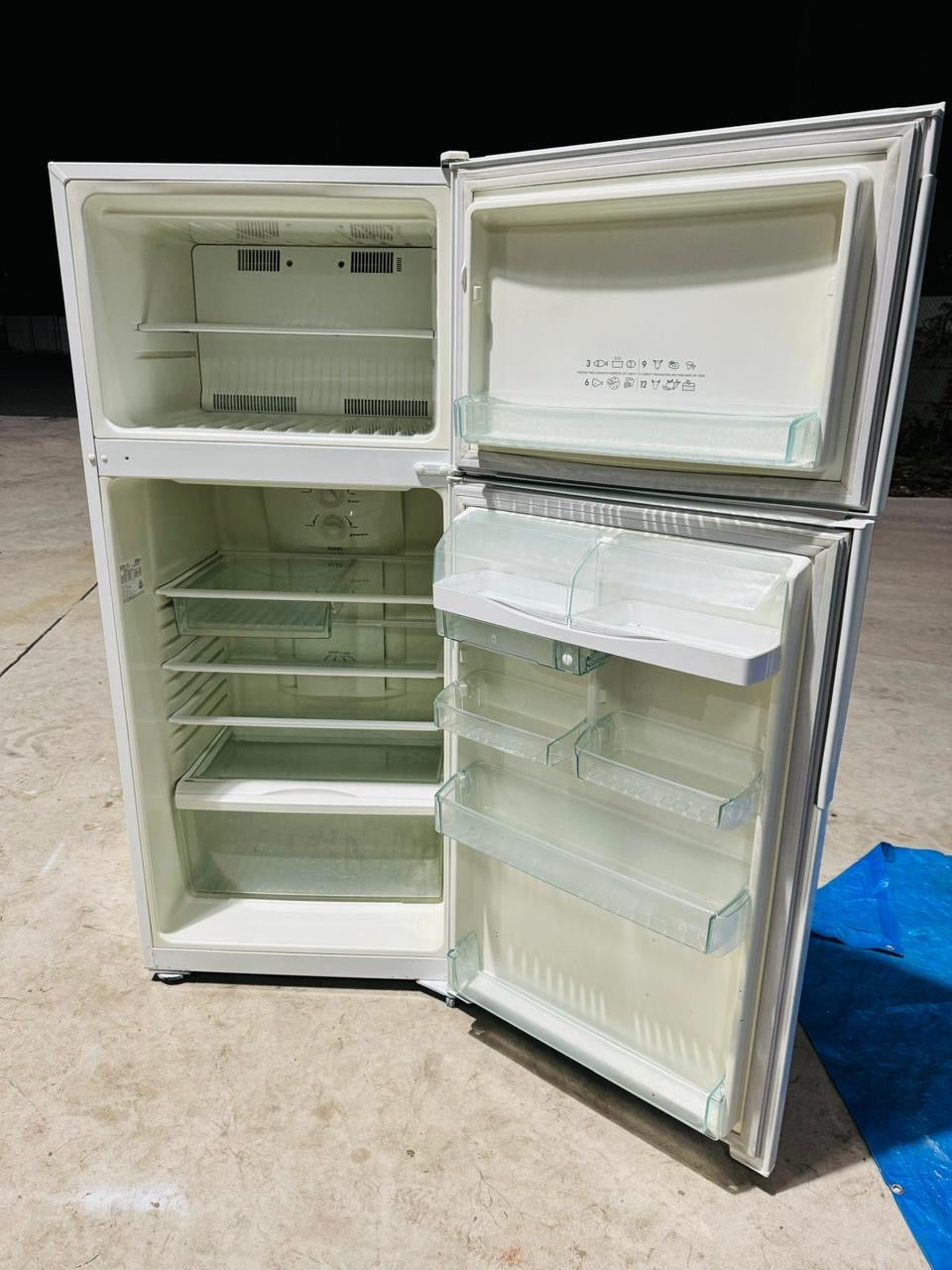 **WESTINGHOUSE 420 LITRES FRIDGE FREEZER**