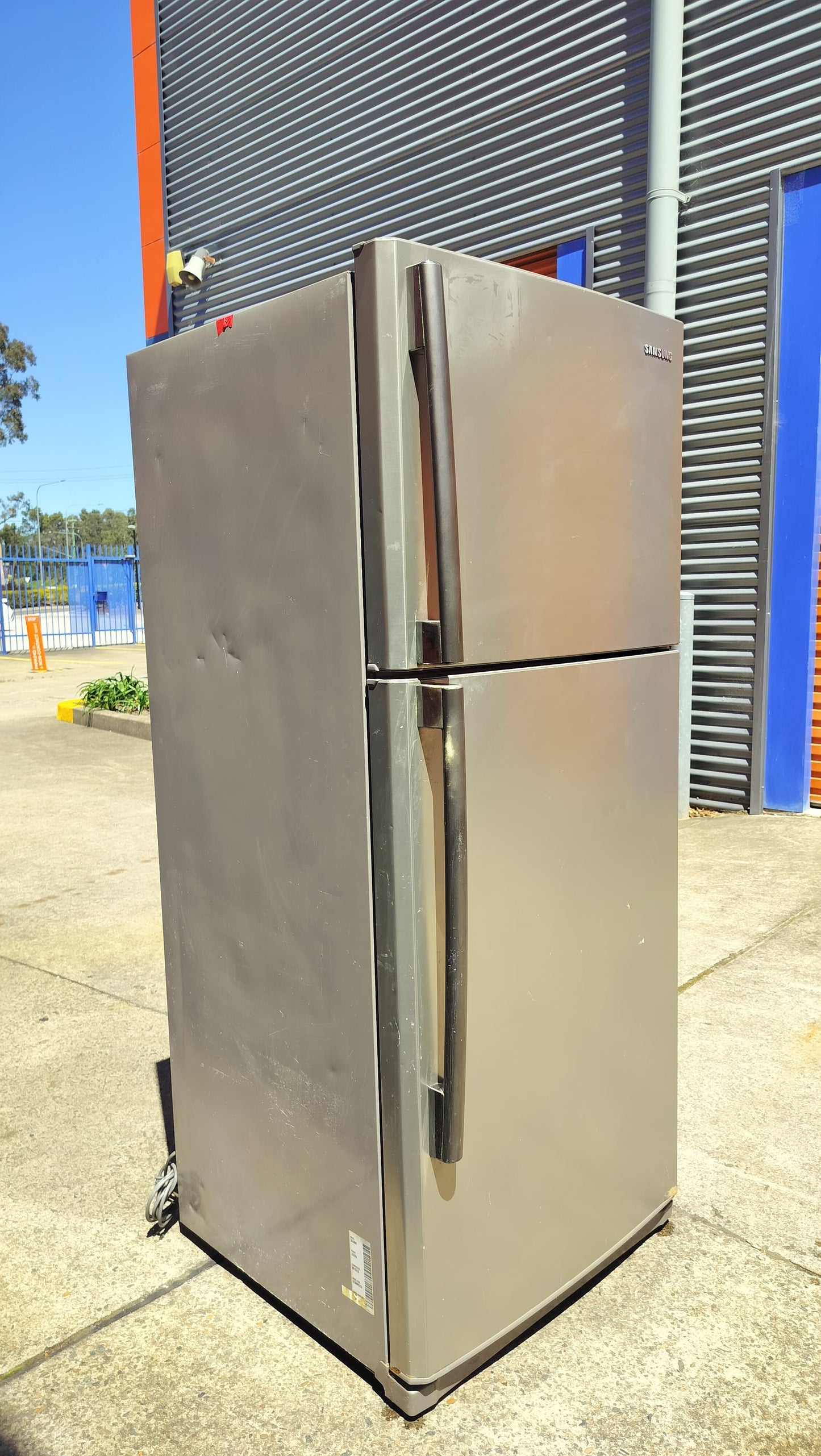 **SAMSUNG 434 LITRES FRIDGE FREEZER**