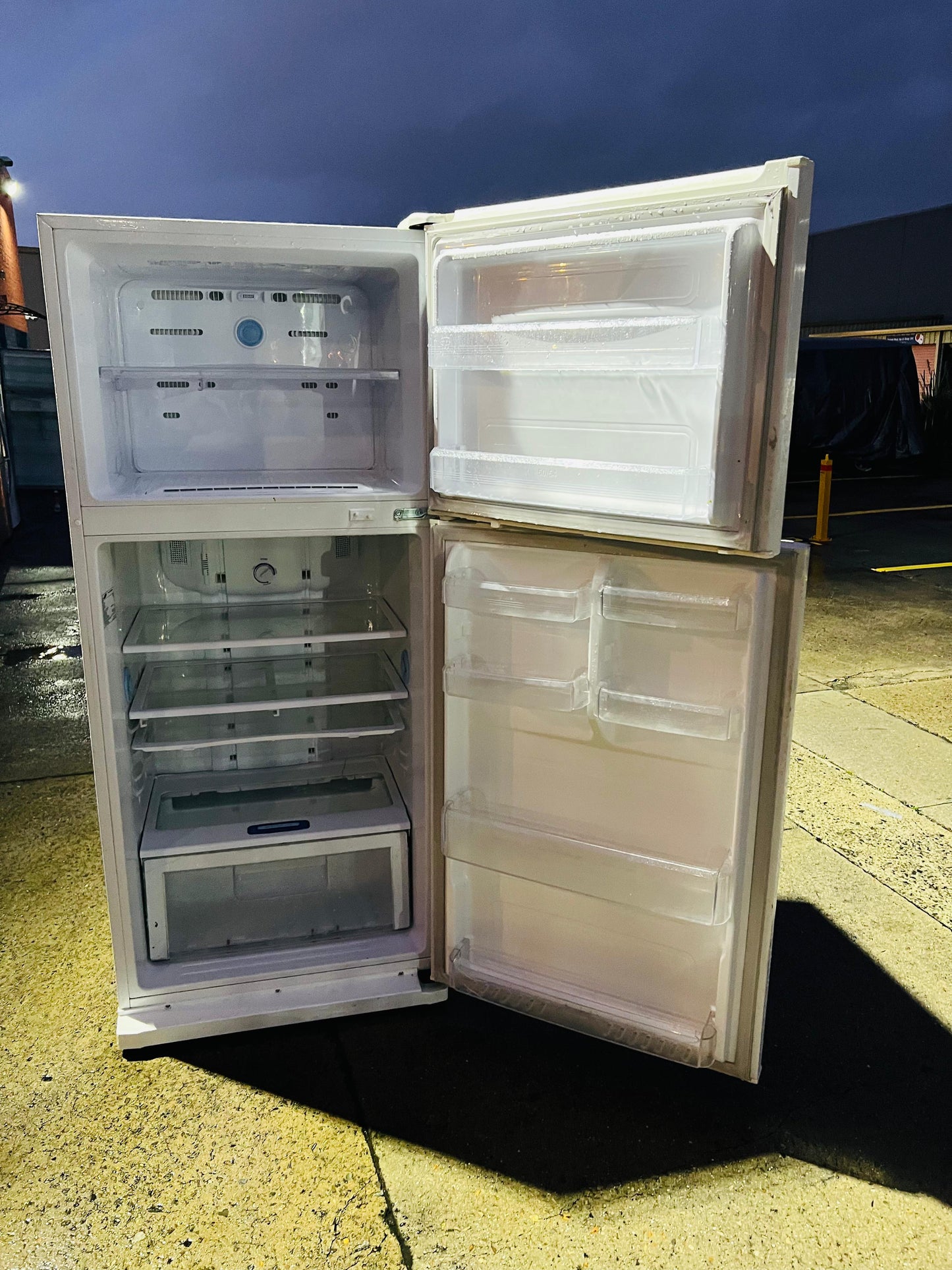 **SAMSUNG 431 LITRES FRIDGE FREEZER**