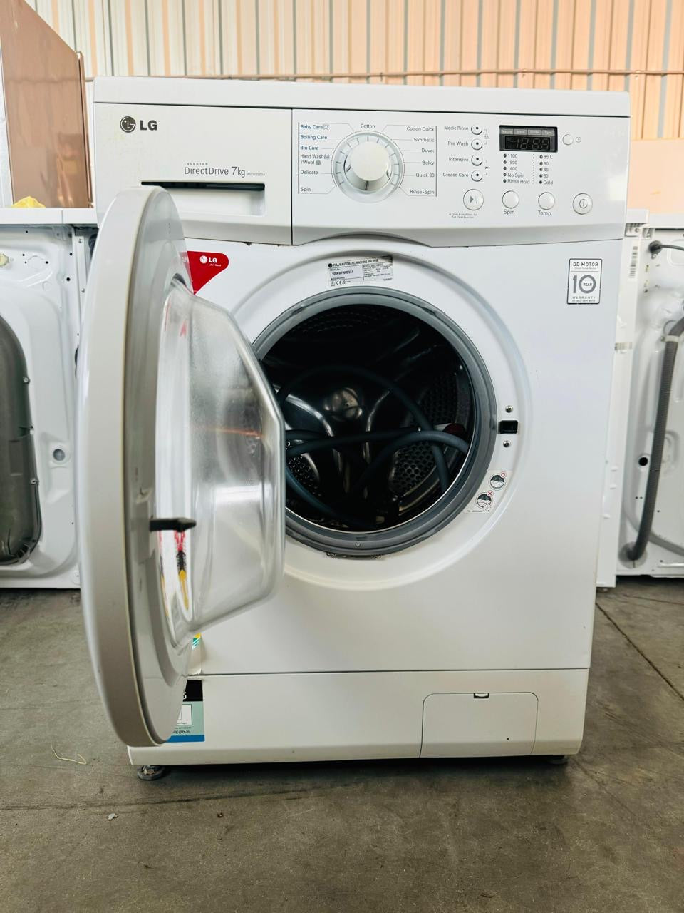 **LG 7KGS FRONT LOADER WASHING MACHINE**