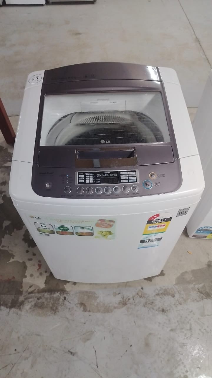 **LG 8 KGS TOPLOADER WASHING MACHINE**