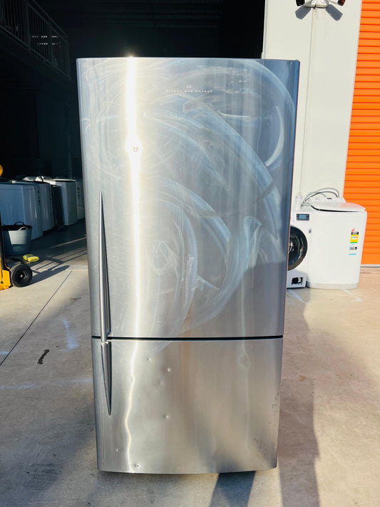 **FISHER & PAYKEL 519 LITRES FRIDGE FREEZER**