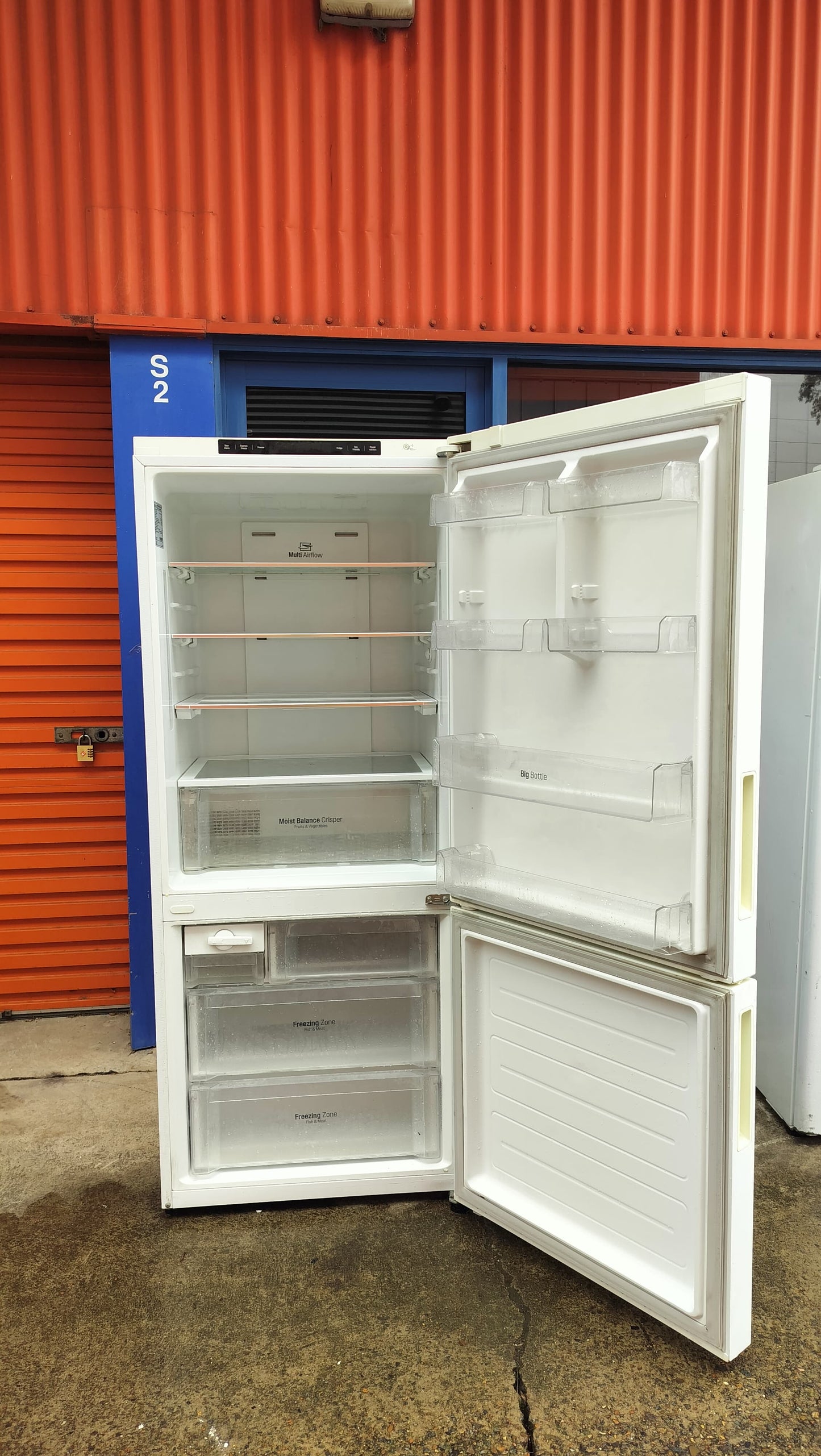 **LG 450 LITRES FRIDGE FREEZER**