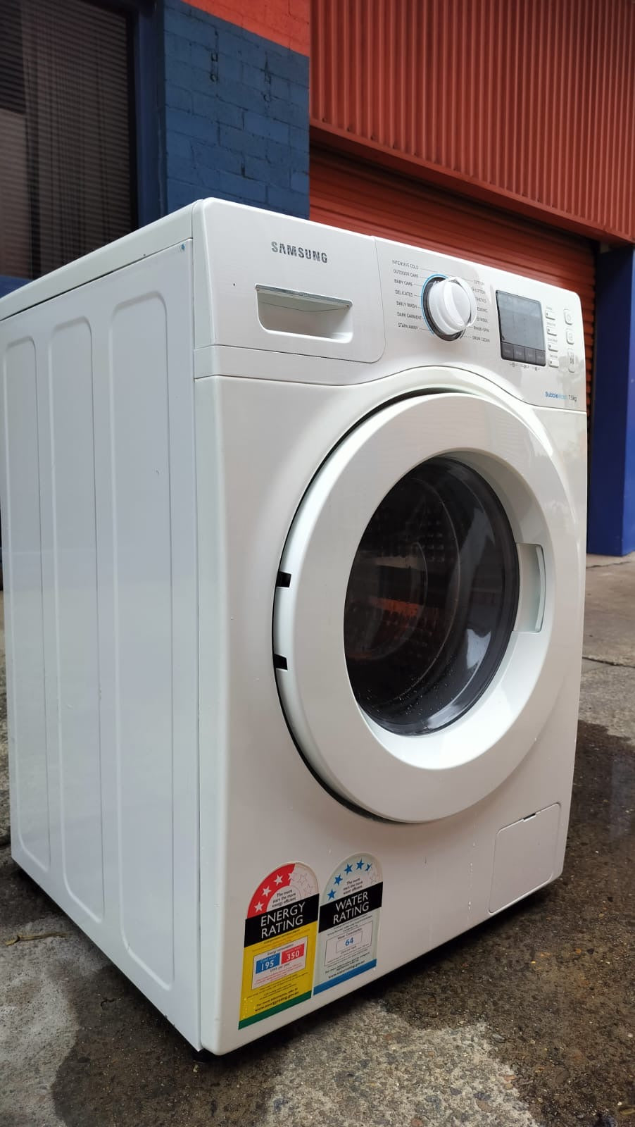 **SAMSUNG 7.5 KGS FRONT LOADER WASHING MACHINE**