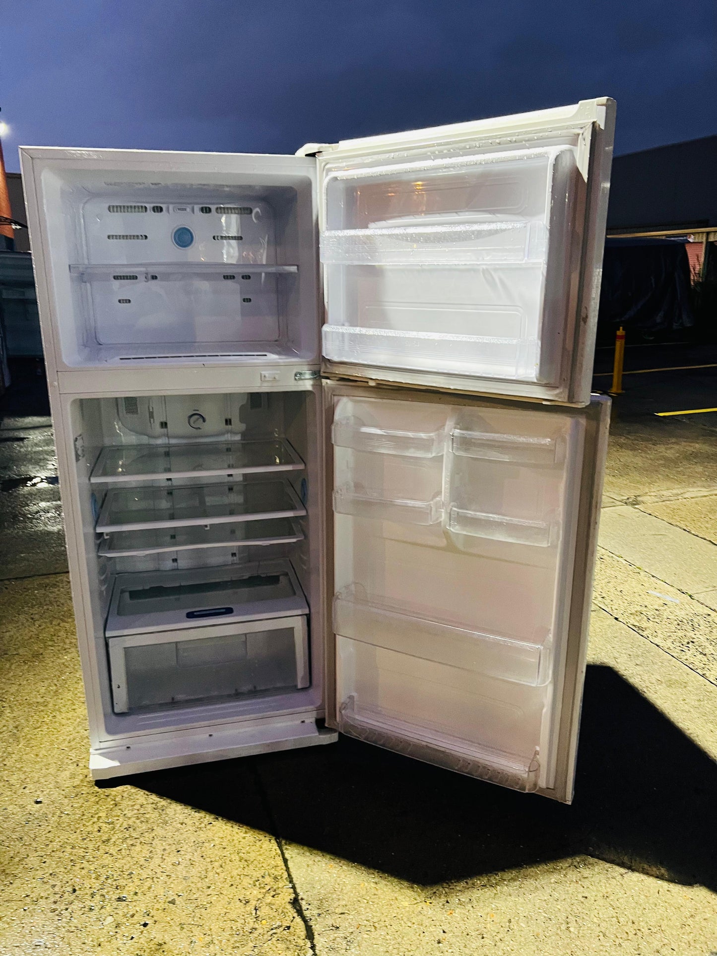 **SAMSUNG 431 LITRES FRIDGE FREEZER**