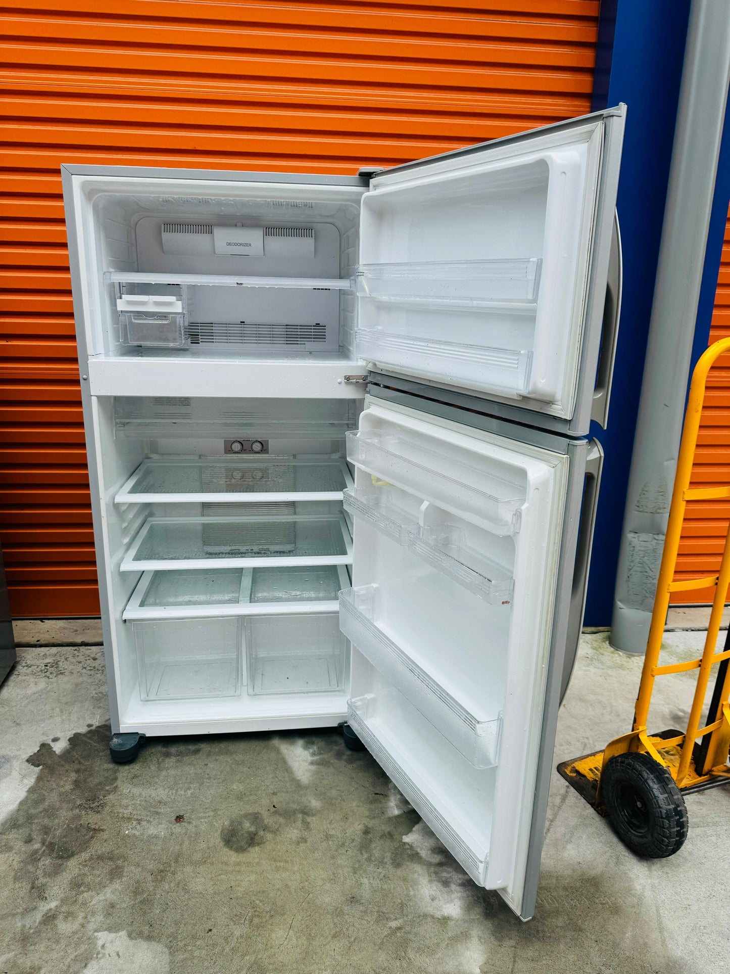 **SHARP 555 LITRES FRIDGE FREEZER**