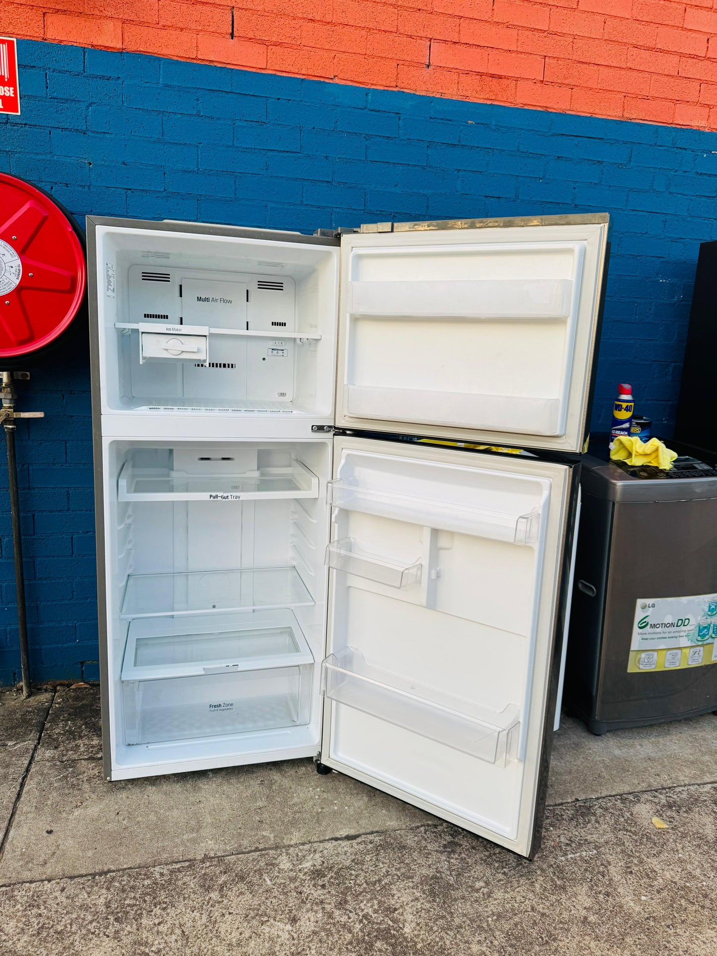 **LG 427 LITRES FRIDGE FREEZER**