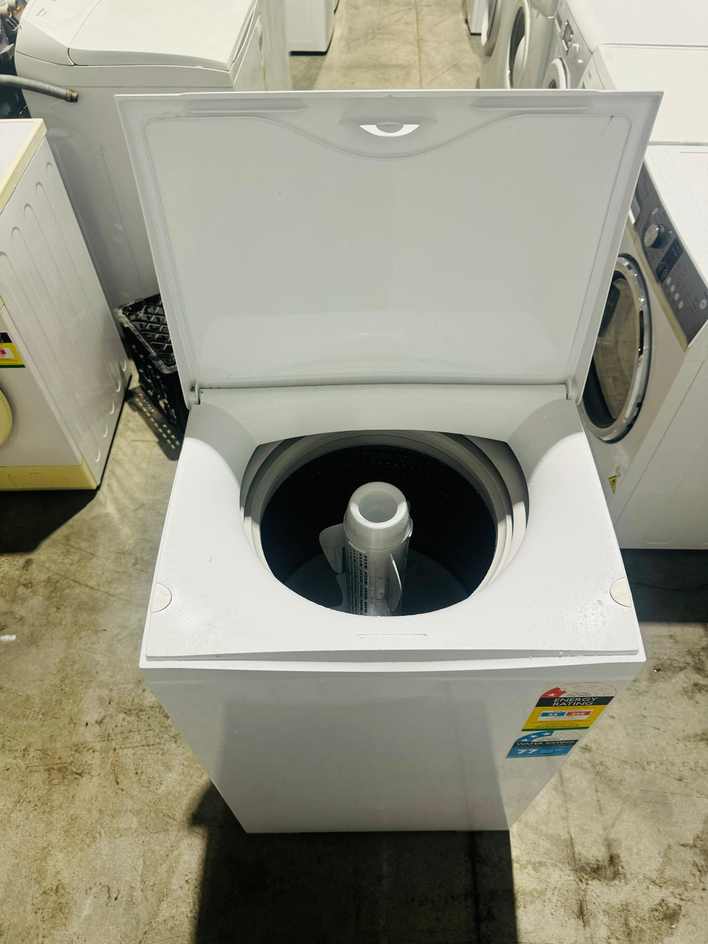 **FISHER & PAYKEL 5.5KGS TOP LOADER WASHING MACHINE**