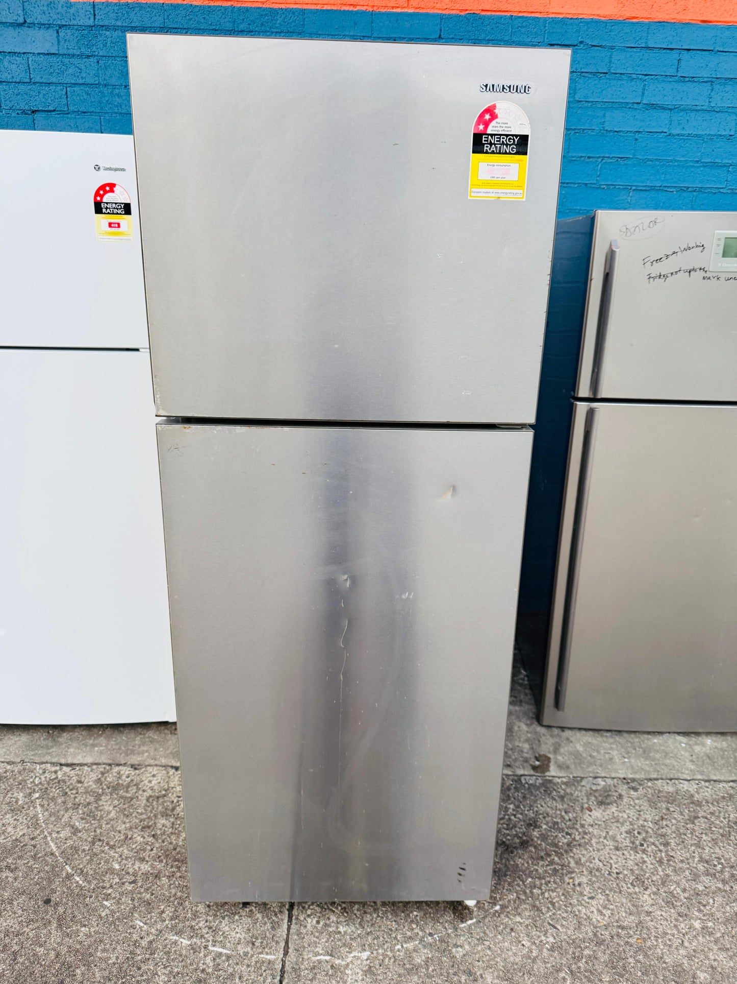 **SAMSUNG 390 LITRES FRIDGE FREEZER**