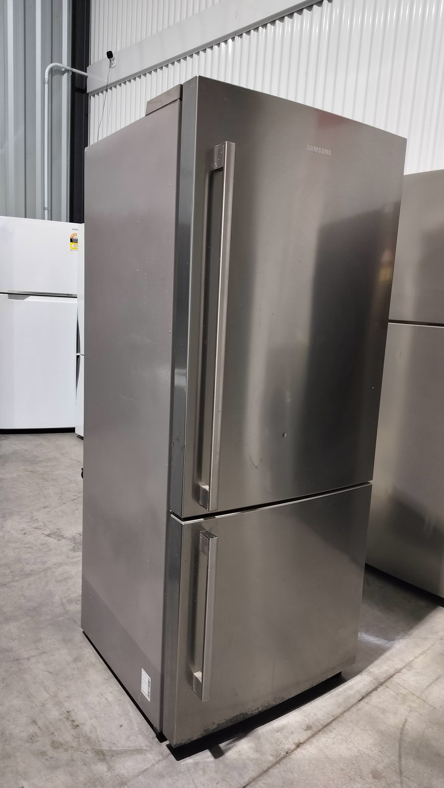 **SAMSUNG 380 LITRES FRIDGE FREEZER**