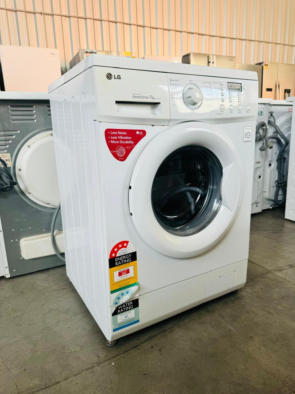 **LG 7KGS FRONT LOADER WASHING MACHINE**