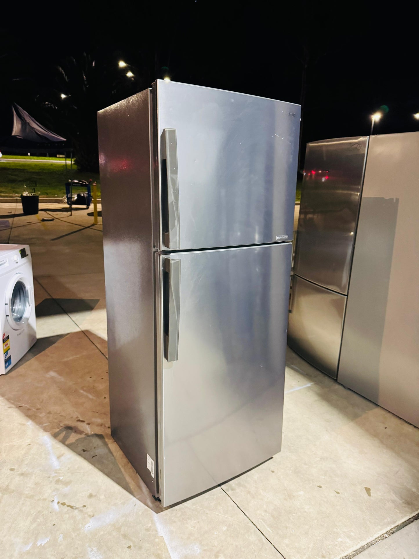 **SAMSUNG 393 LITRES FRIDGE FREEZER**