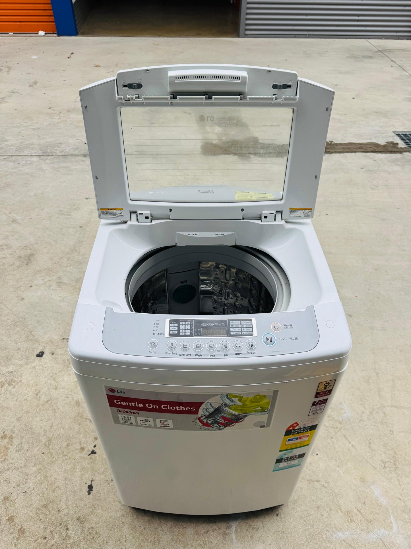 **LG 8.5 KGS TOP LOADER WASHING MACHINE**