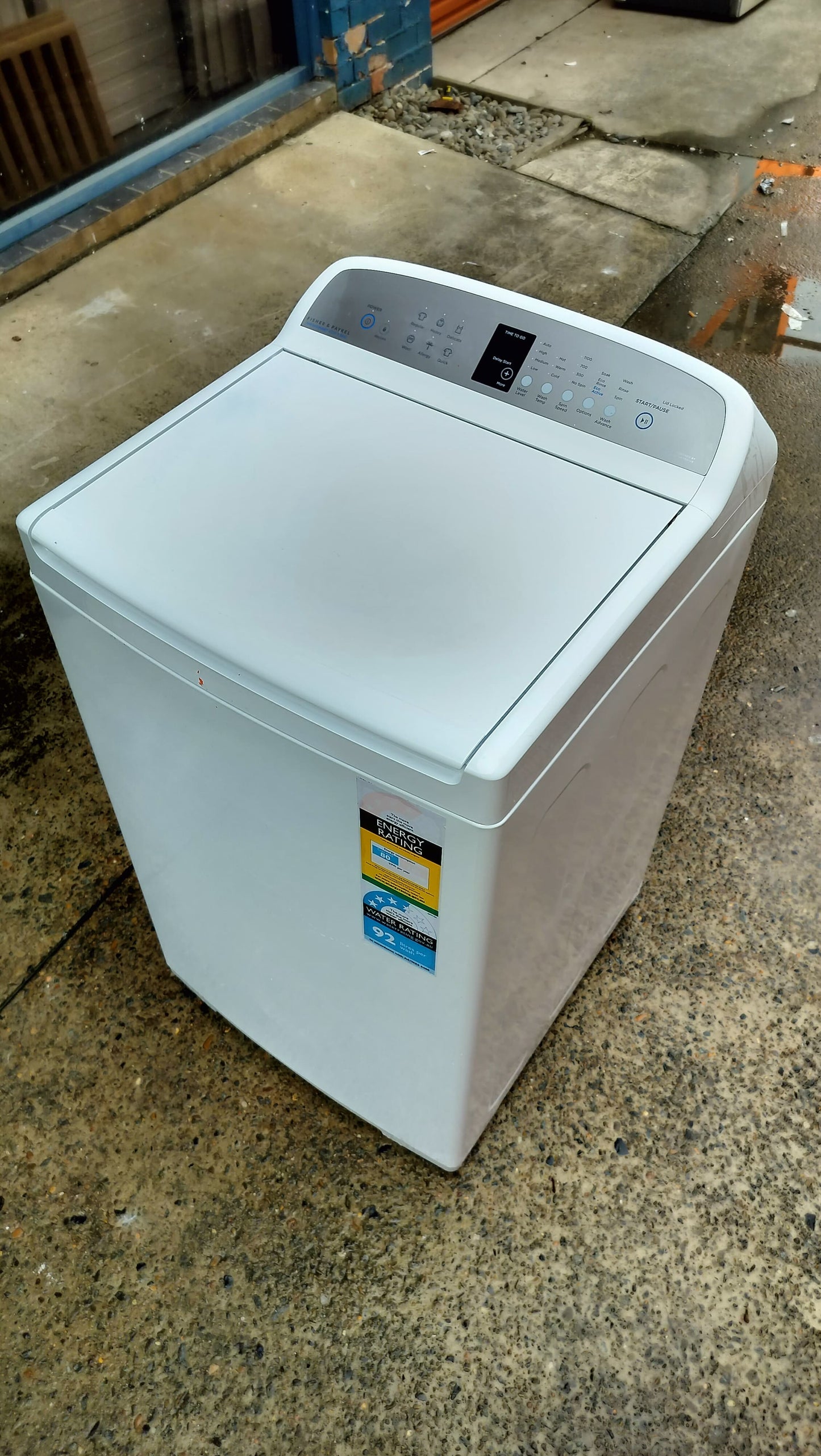 **FISHER & PAYKEL 7.5 KGS TOPLOADER WASHING MACHINE**