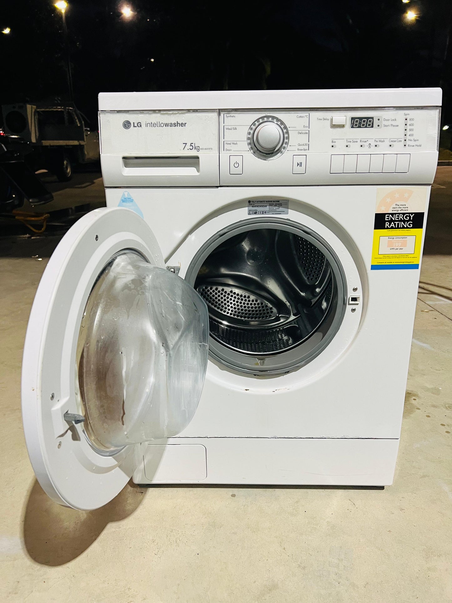 **LG 7.5 KGS FRONT LOADER WASHING MACHINE**