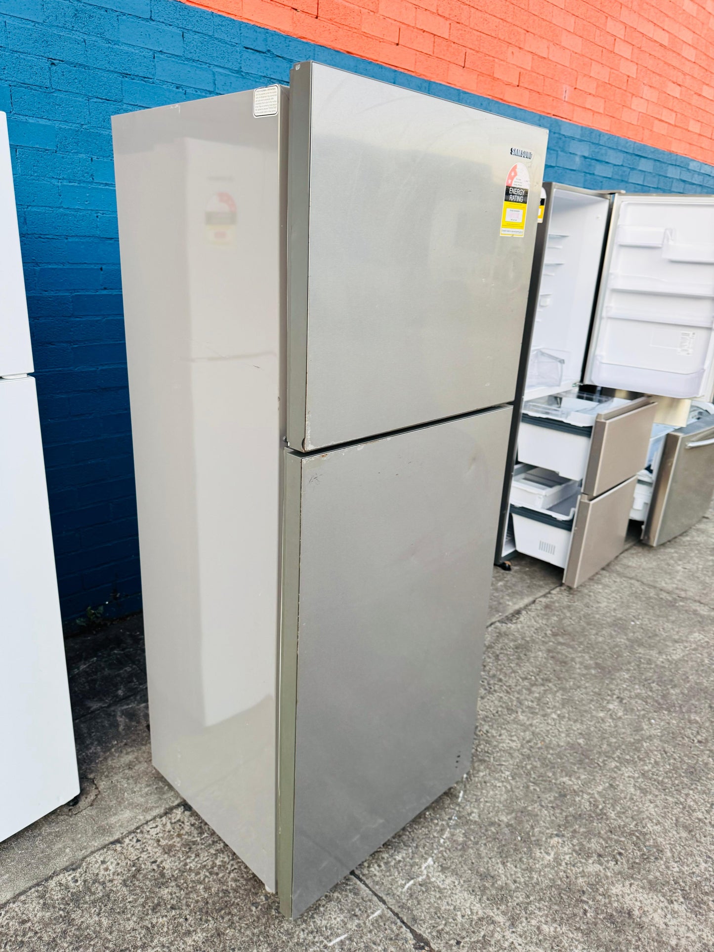 **SAMSUNG 390 LITRES FRIDGE FREEZER**