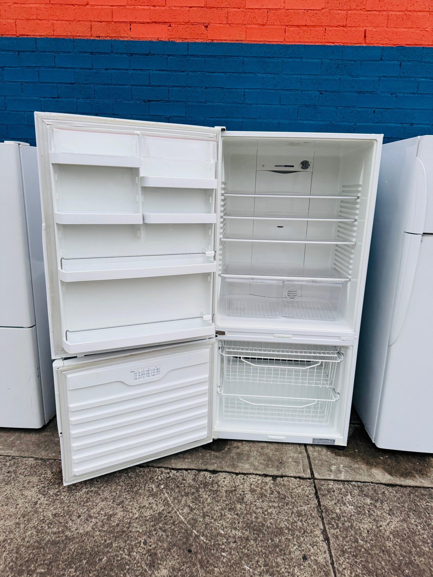 FISHER & PAYKEL 519 LITRES FRIDGE FREEZER