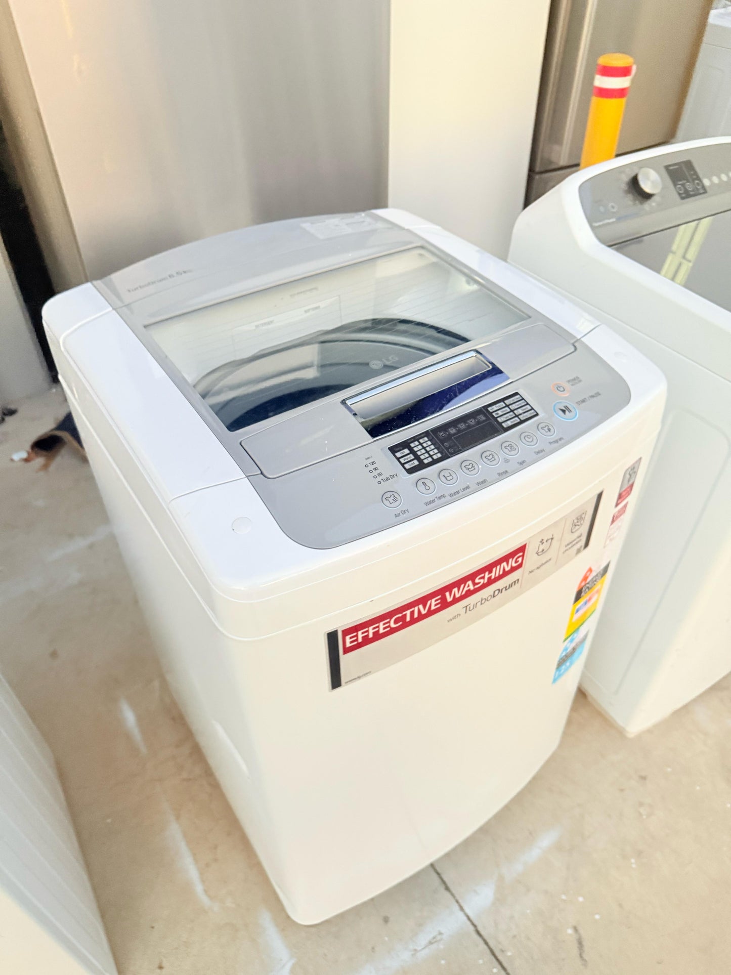 **LG 8.5 KGS TOP LOADER WASHING MACHINE**