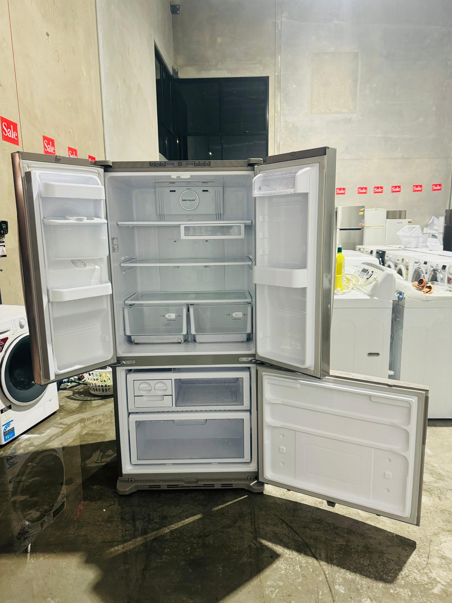 **SAMSUNG FRENCH DOOR 527 LITRES FRIDGE FREEZER*