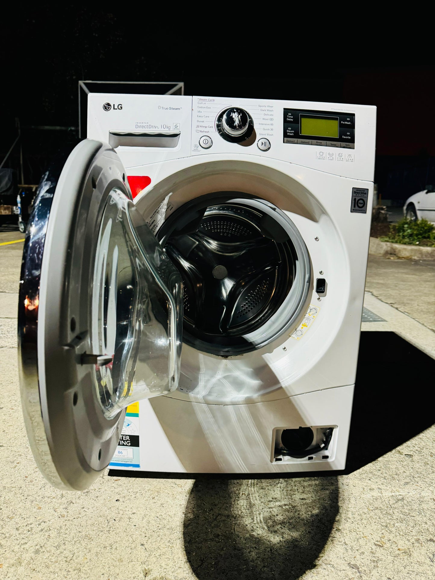 **LG 10KGS FRONT LOADER WASHING MACHINE**